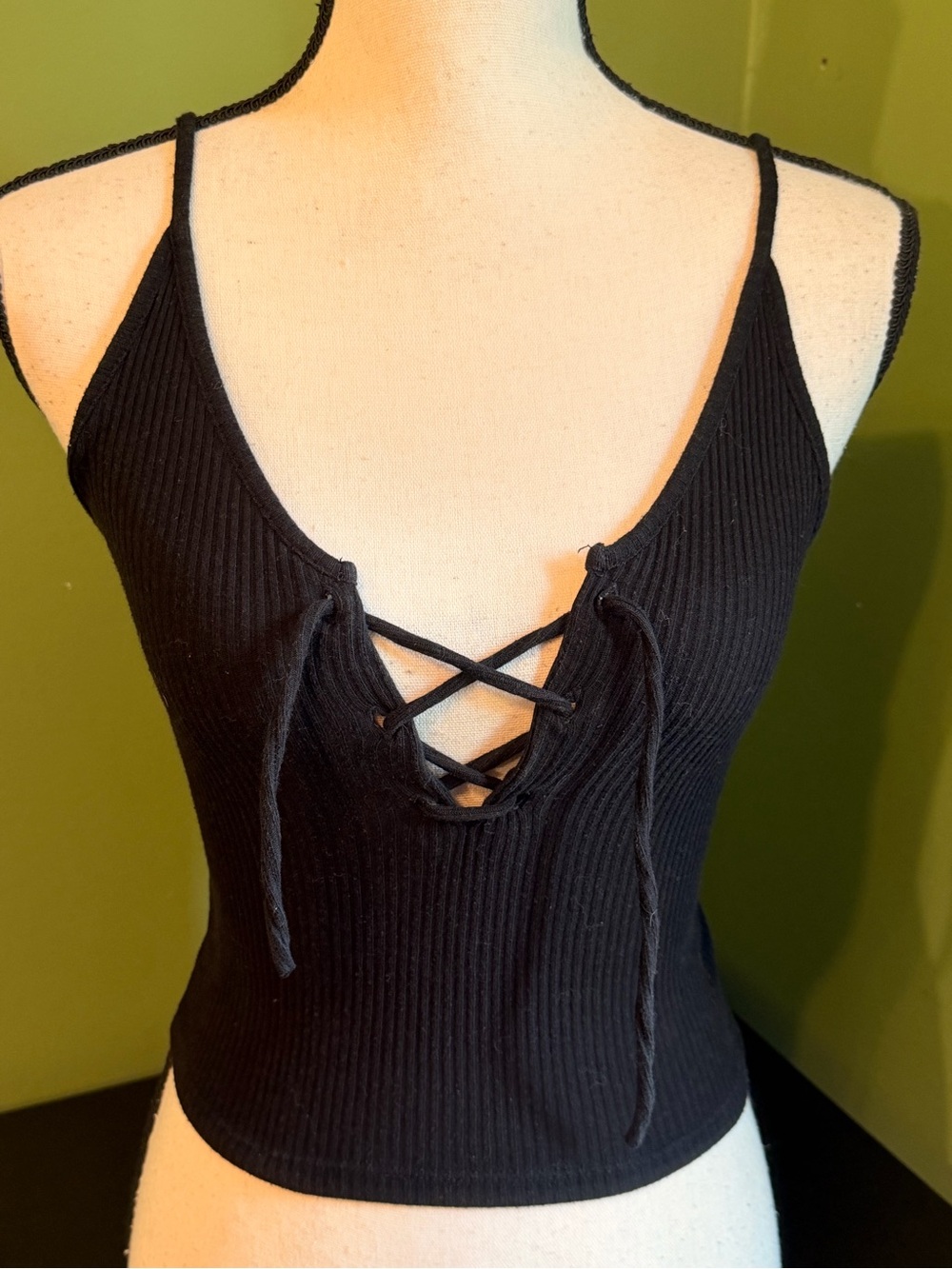 ❤️2 for $10 ❤️ Black Ribbed Lace-Up Spaghetti Strap Cami